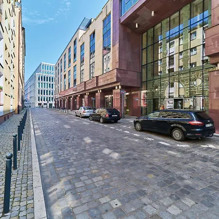 Appartement Krawiecka By Renters *