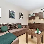 Krawiecka By Renters