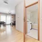 Krawiecka By Renters